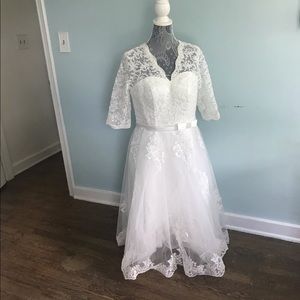 NWT Tea Length Ivory Lace Wedding Dress